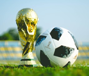 2026世界杯投注入口-当稳定成为一种光芒，穆西亚拉的静默与加拿大队的悬念